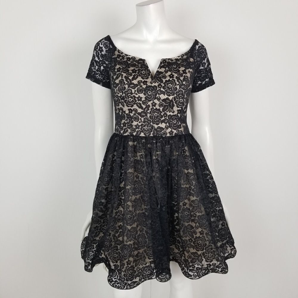 Chi Chi London Floral Lace Fit & Flare Dress Sz 10
